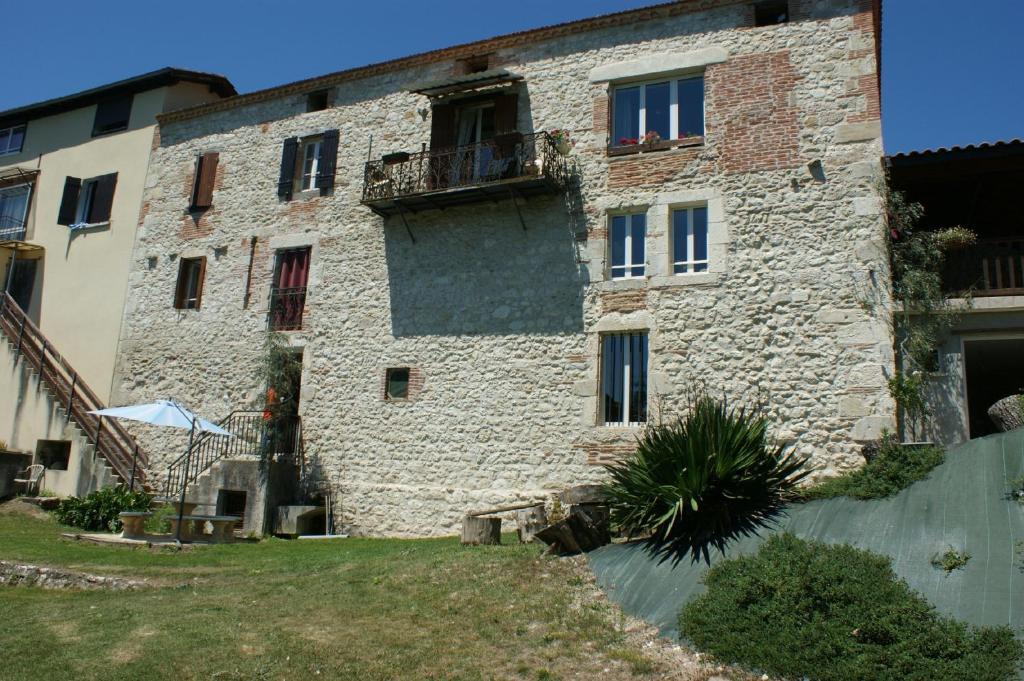 Chambres D'Hotes Moulin De Rigoulieres Saint-Sylvestre-sur-Lot Dış mekan fotoğraf