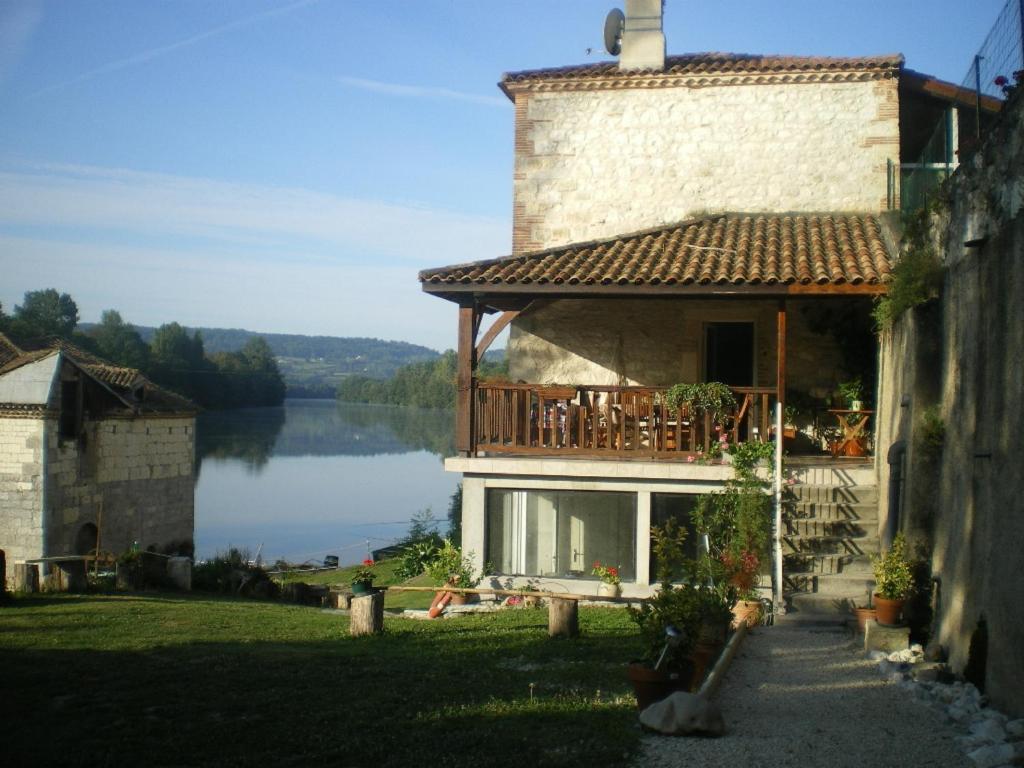 Chambres D'Hotes Moulin De Rigoulieres Saint-Sylvestre-sur-Lot Dış mekan fotoğraf