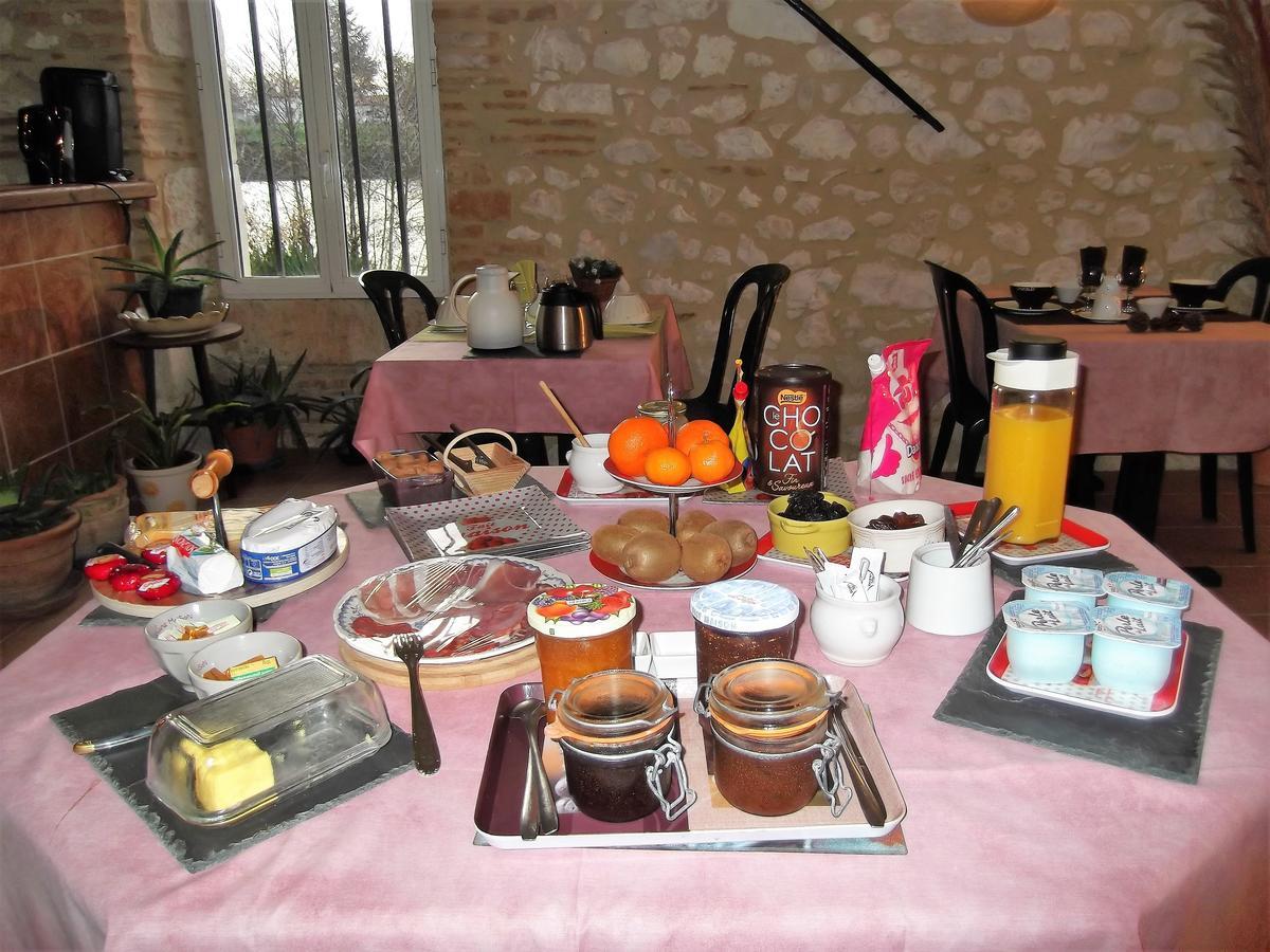 Chambres D'Hotes Moulin De Rigoulieres Saint-Sylvestre-sur-Lot Dış mekan fotoğraf